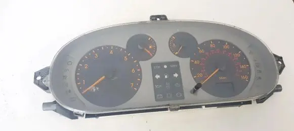 Renault Scenic I Speedometer (instrument cluster) P8200215696