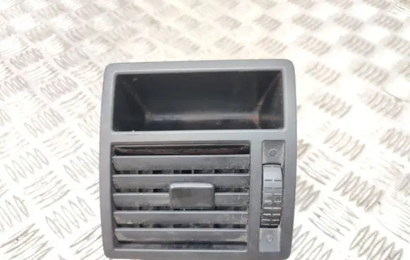 Volkswagen Transporter - Caravelle T5 Dashboard side air vent grill/cover trim 7E0819204E