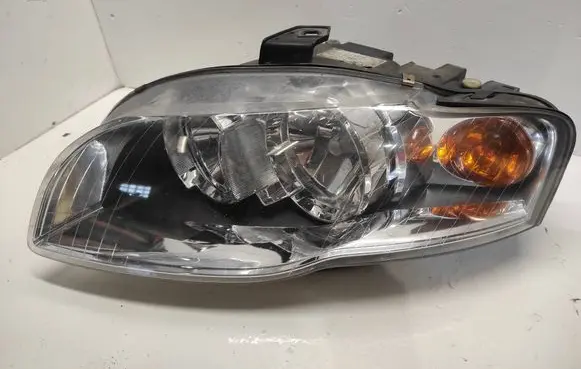 Audi A4 S4 B7 8E 8H Headlight/headlamp