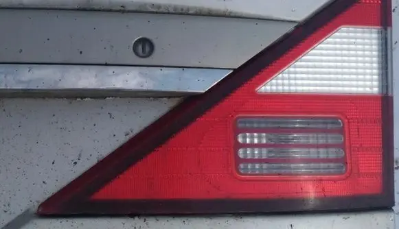 SsangYong Rodius Tailgate rear/tail lights delstiklo