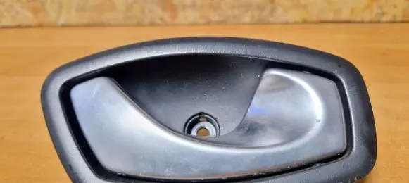Renault Megane III Front door interior handle 806700005r