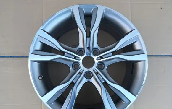 BMW 2 F45 R18 alloy rim 6855093