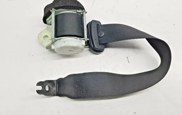 Ford Mondeo MK IV Rear seatbelt 33017492B