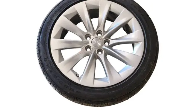 Tesla Model S R19 alloy rim 105933700B