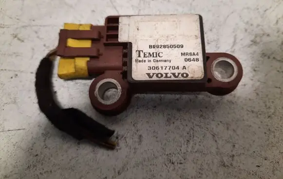 Volvo S40, V40 Airbag deployment crash/impact sensor B992850509 30617704A