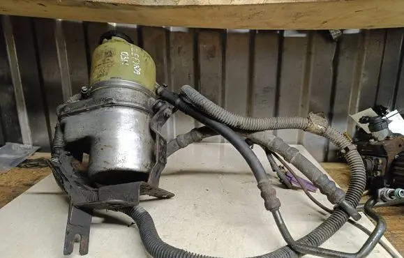 Opel Zafira A Electric power steering pump 
