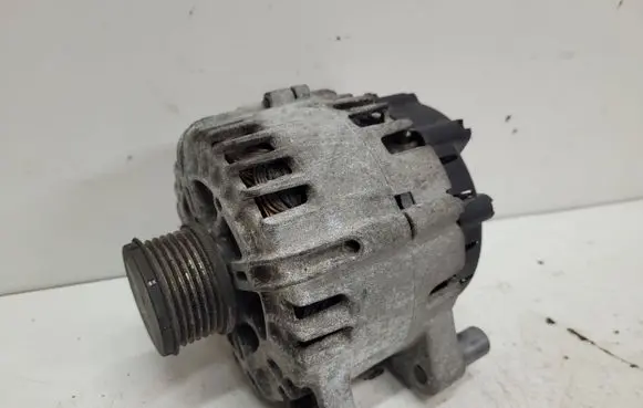 Peugeot Expert Generator/alternator 9803750980 2617908C 214007793