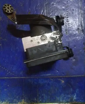 BMW X5 E53 ABS Pump 6768686