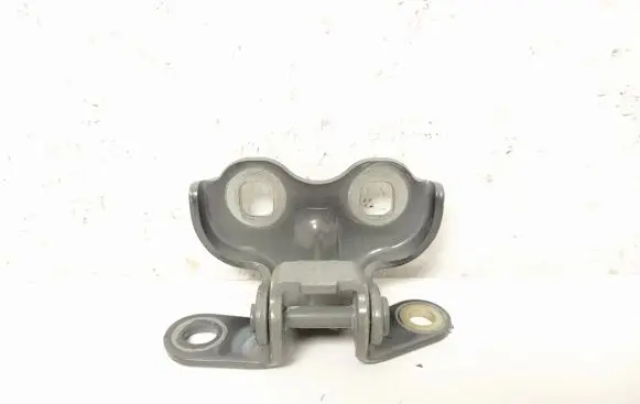 Opel Crossland X Front door lower hinge 