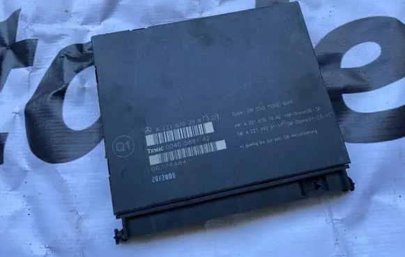 Mercedes-Benz S W221 Seat control module A2218702987 2218702987