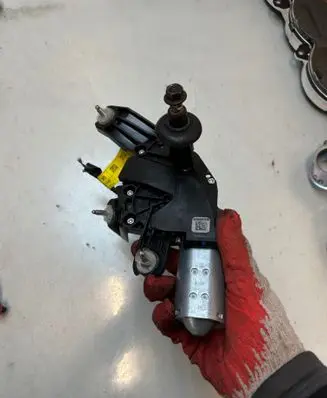 KIA Venga Rear window wiper motor 987001P000 W000024785 67500024785
