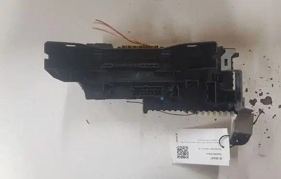 Mercedes-Benz C W204 Fuse module 016706581