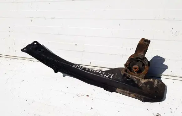 Toyota Avensis T250 Front subframe