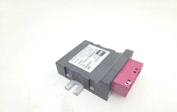 BMW 6 F06 Gran coupe Fuel injection pump control unit/module 55892110