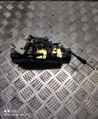 Audi A6 S6 C5 4B Tailgate/trunk/boot lock/catch/latch 4B0827565H 8D9827565H