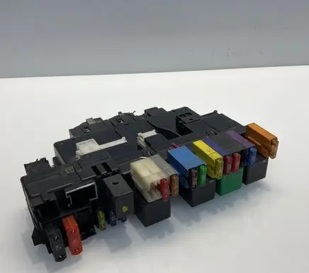 Mercedes-Benz S W220 Fuse module A0325458332 05045126 04512603031702