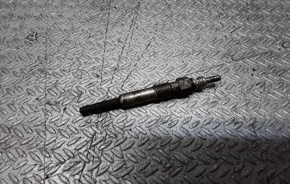 Volkswagen Transporter - Caravelle T4 Glow plug 