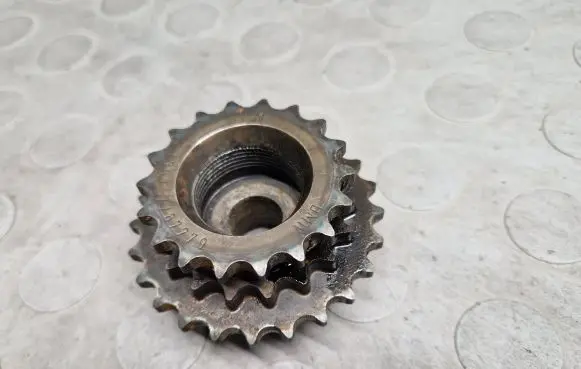 BMW 5 E60 E61 Fuel pump gear (pulley) 7787279