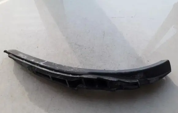 Nissan Note (E11) Other exterior part 668949U00A