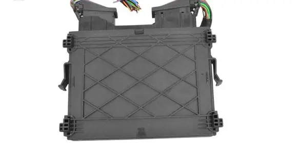 Mercedes-Benz CLK A209 C209 Central body control module A2098200326