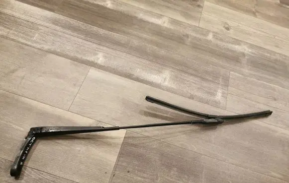 Skoda Octavia Mk3 (5E) Front wiper blade arm 178205 AL230