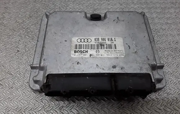 Skoda Octavia Mk1 (1U) Engine control unit/module 038906018G