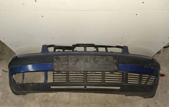 Volkswagen PASSAT B5 Front bumper 3B0807231