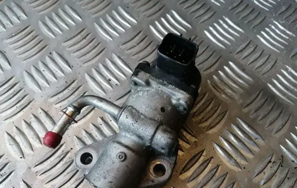 Volvo V50 EGR valve 1S7G9D475AJ