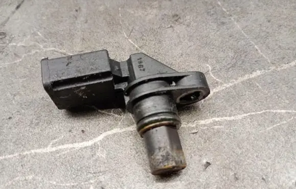 Audi A6 S6 C6 4F Camshaft vanos timing valve 06e905163ef