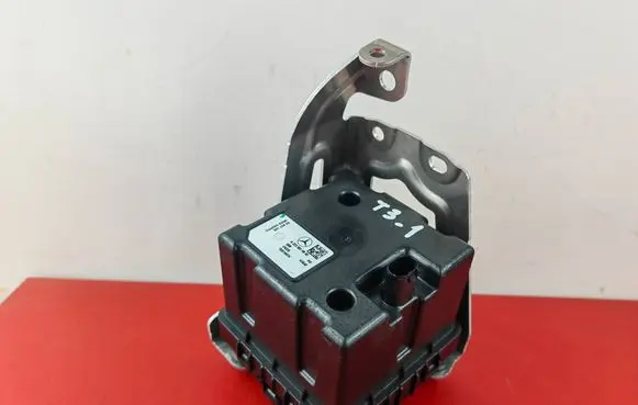 Mercedes-Benz GLC C254 Subwoofer speaker A2239016902 A2545451300