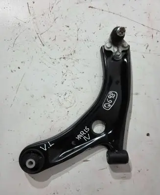 Toyota Yaris XP210 Front control arm Q698