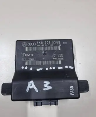 Audi A3 S3 8P Gateway control module 1K0907530B 1K0907951