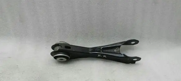 Mercedes-Benz GLA W156 Rear control arm A2463500053