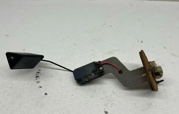 Mitsubishi Pajero Fuel level sensor MR342870