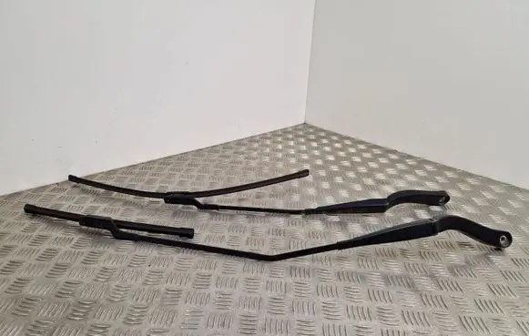Fiat Talento Windshield/front glass wiper blade 93667989