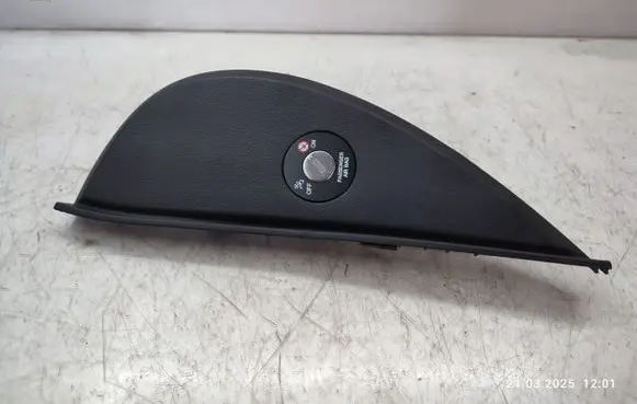 KIA Sportage Passenger airbag on/off switch 847653U010