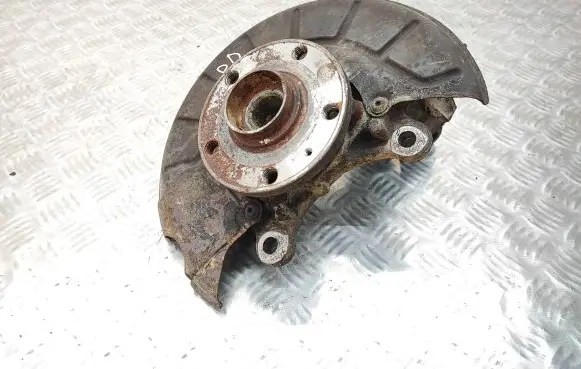 Volkswagen Caddy Front wheel hub spindle knuckle