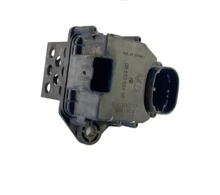 Coolant fan relay