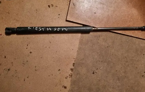 Ford Fiesta Tailgate strut E5TA9070