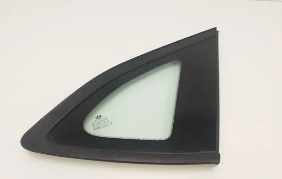 Hyundai Tucson TL Rear side window 