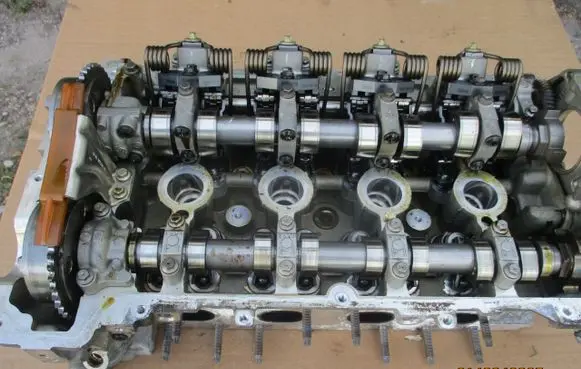 Opel Grandland X Engine head 9822246110
