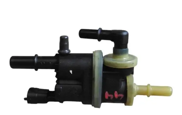 Alfa Romeo Stelvio Turbo solenoid valve 05281451AB