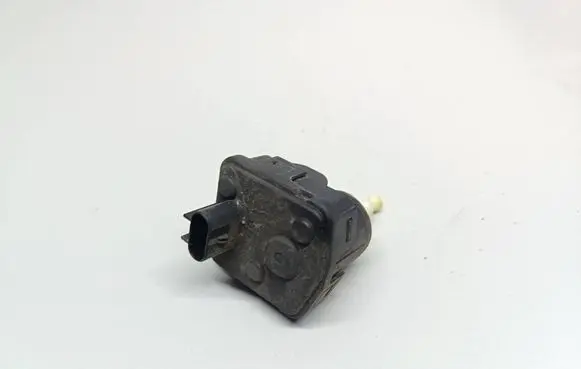 Headlight level adjustment motor