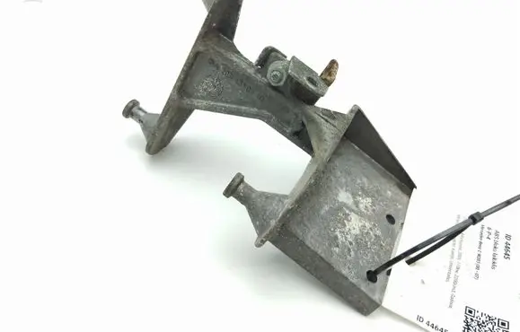 Mercedes-Benz C W203 ABS pump bracket A2034310240