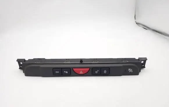 Land Rover Discovery 3 - LR3 Hazard light switch YUL500400WUX