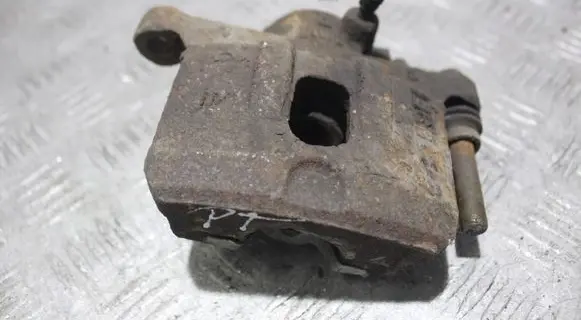 Mitsubishi Lancer Rear brake caliper