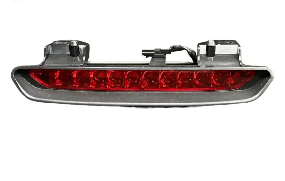 Chevrolet Orlando Third/center stoplight 95031492