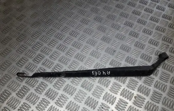 Toyota Verso Front wiper blade arm
