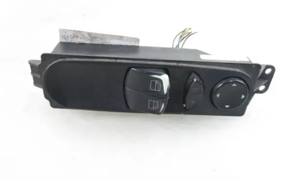 Mercedes-Benz Vito Viano W639 Electric window control switch 6395450113