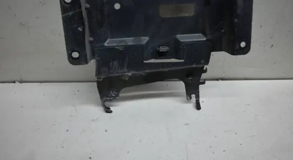 Other engine bay part
